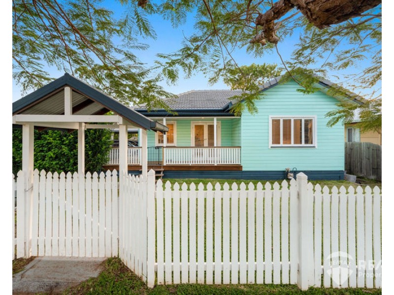 110 Alexandra Street, Sandgate QLD 4017