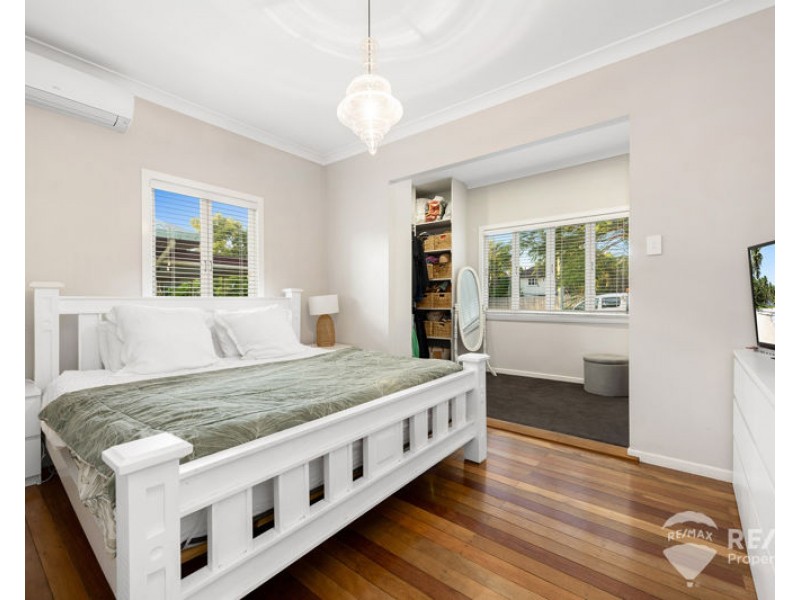 110 Alexandra Street, Sandgate QLD 4017