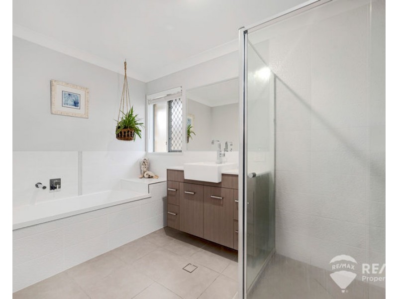 93 Bungama Street, Deagon QLD 4017