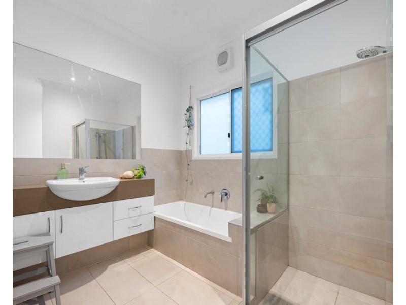 28 Twelfth Ave, Brighton QLD 4017