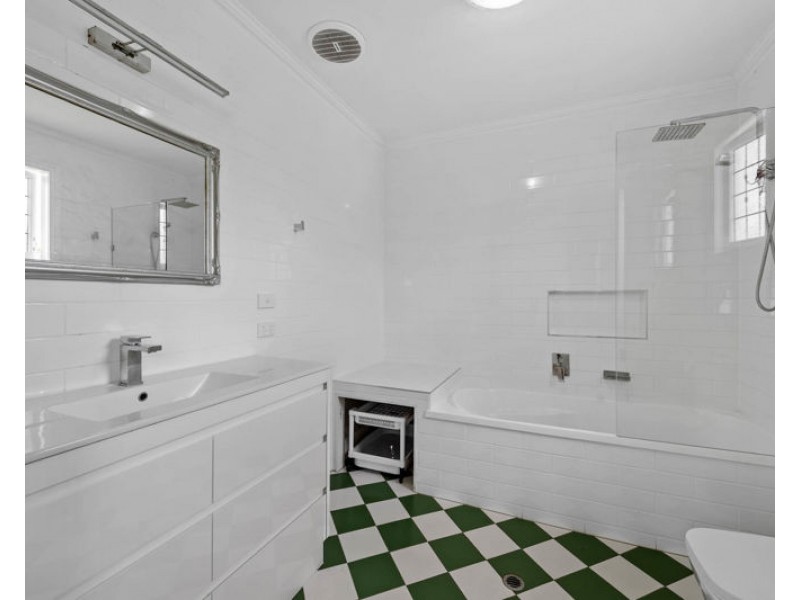 87 Jenner Street, Nundah QLD 4012