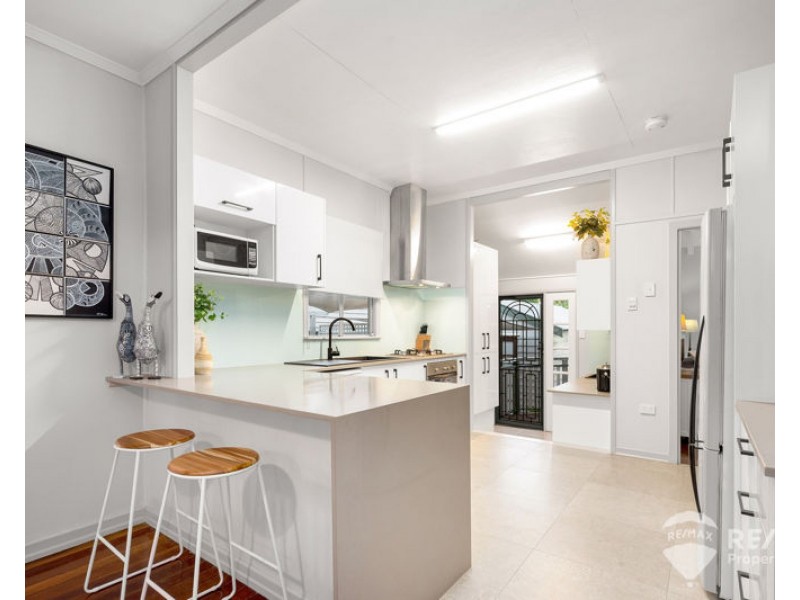 16 Northcote Street, Brighton QLD 4017