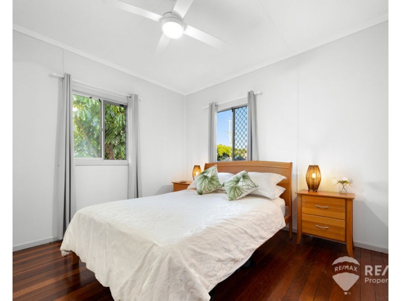 16 Northcote Street, Brighton QLD 4017