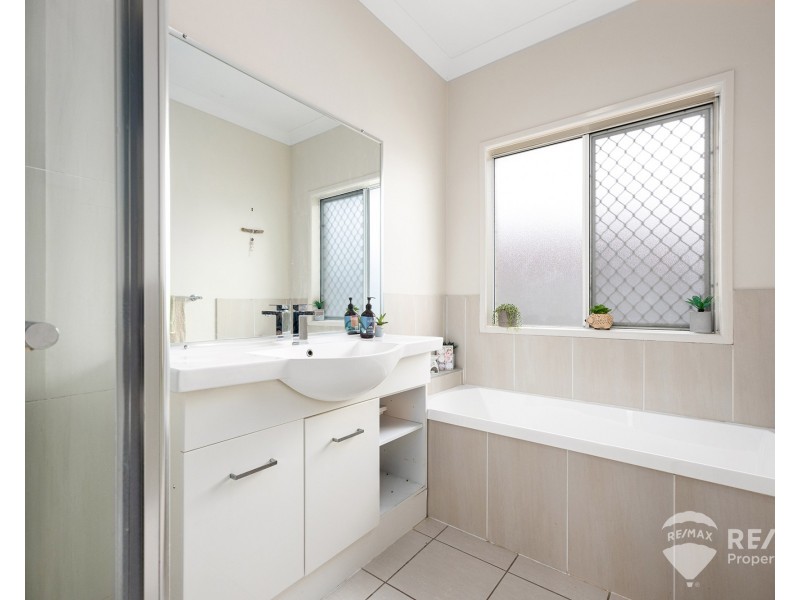 19 Lloyd Street, Brighton QLD 4017