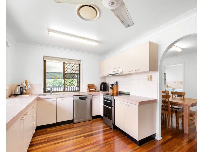 20 Bevington Street, Shorncliffe QLD 4017