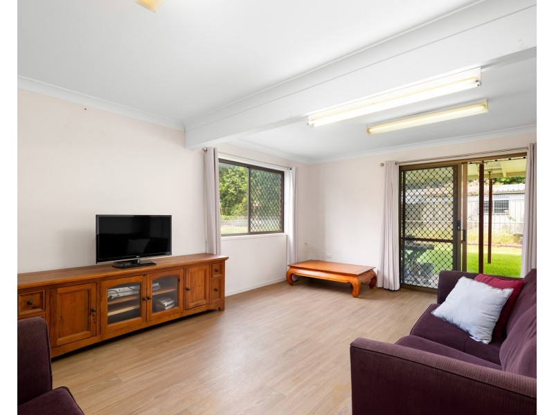 20 Bevington Street, Shorncliffe QLD 4017