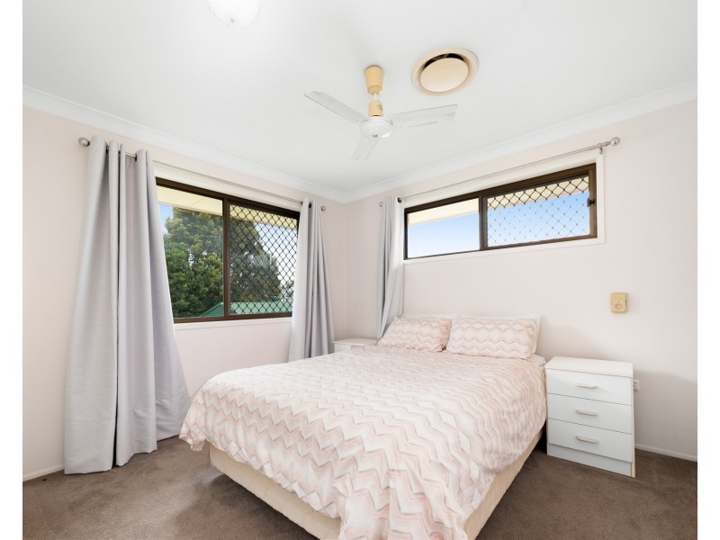 20 Bevington Street, Shorncliffe QLD 4017