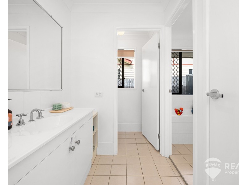 107 Maine Road, Clontarf QLD 4019