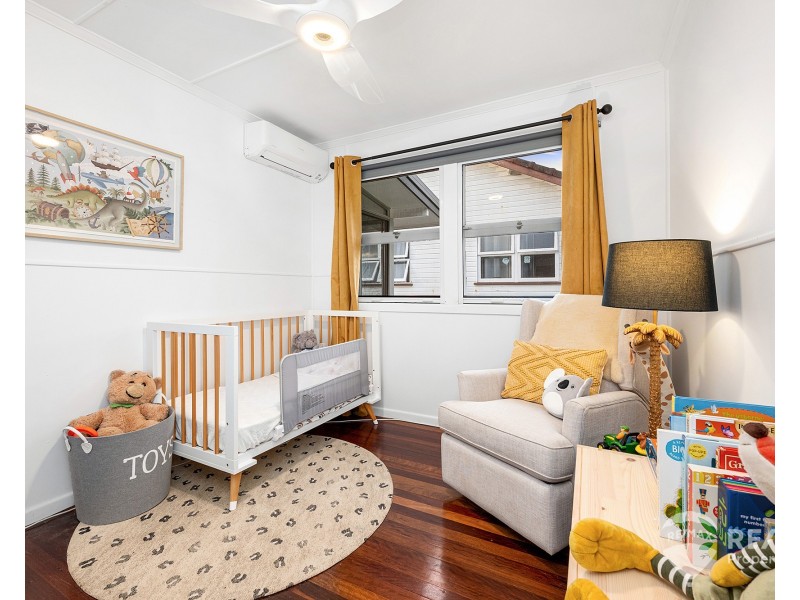 5 Herbert Street, Brighton QLD 4017