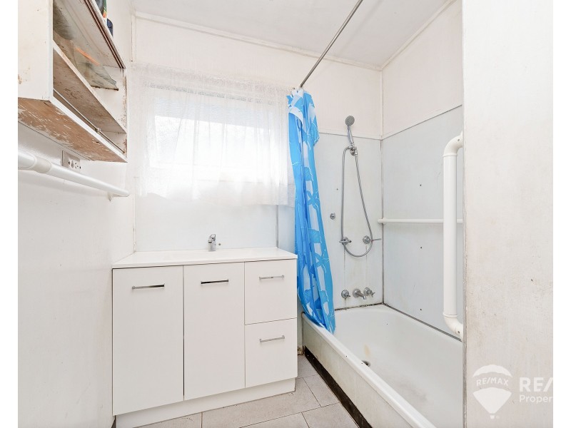 69 Craig Street, Brighton QLD 4017