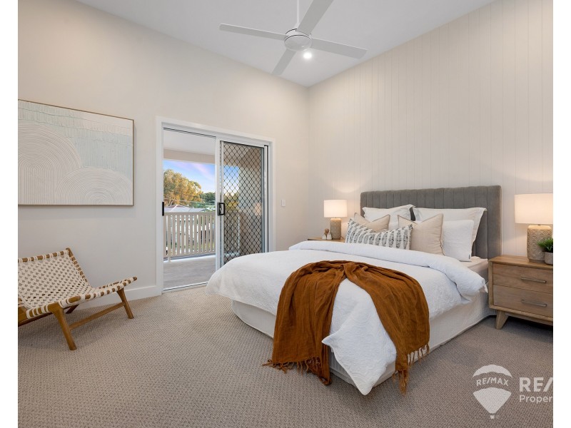 2/218 Rainbow Street, Sandgate QLD 4017