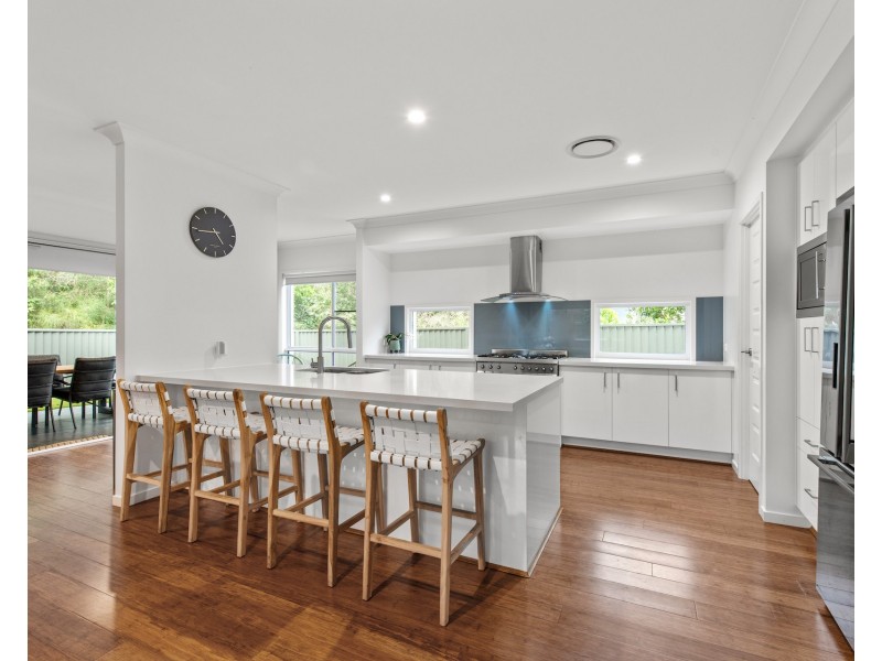 8 Aston Close, Brighton QLD 4017