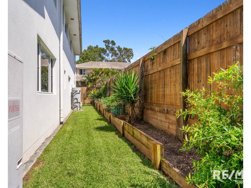 8 Aston Close, Brighton QLD 4017