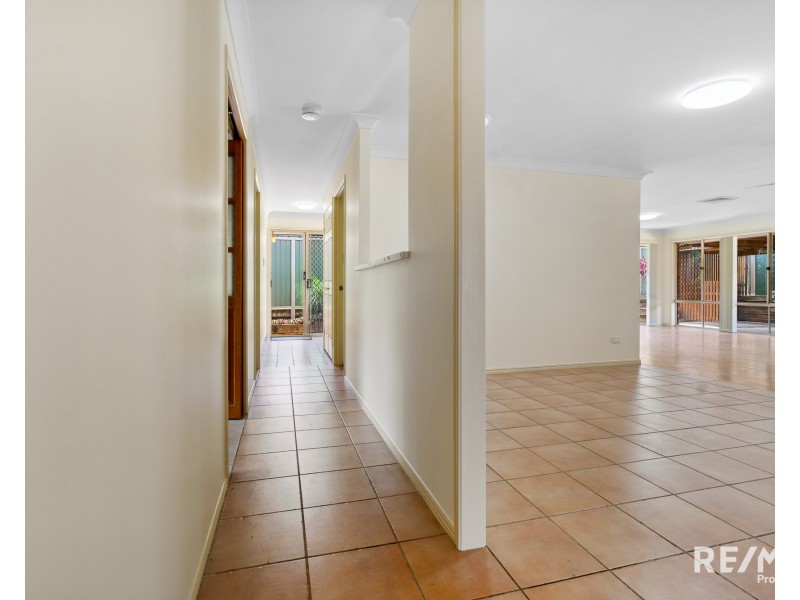 6 Gloden Close, Bracken Ridge QLD 4017