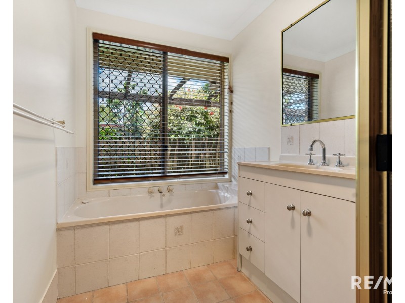 6 Gloden Close, Bracken Ridge QLD 4017