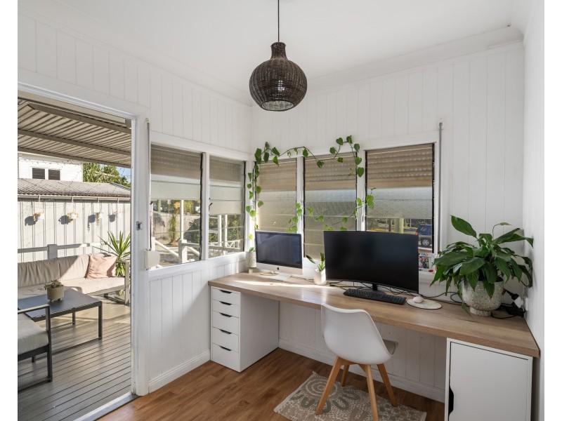 143 Paul Street, Brighton QLD 4017