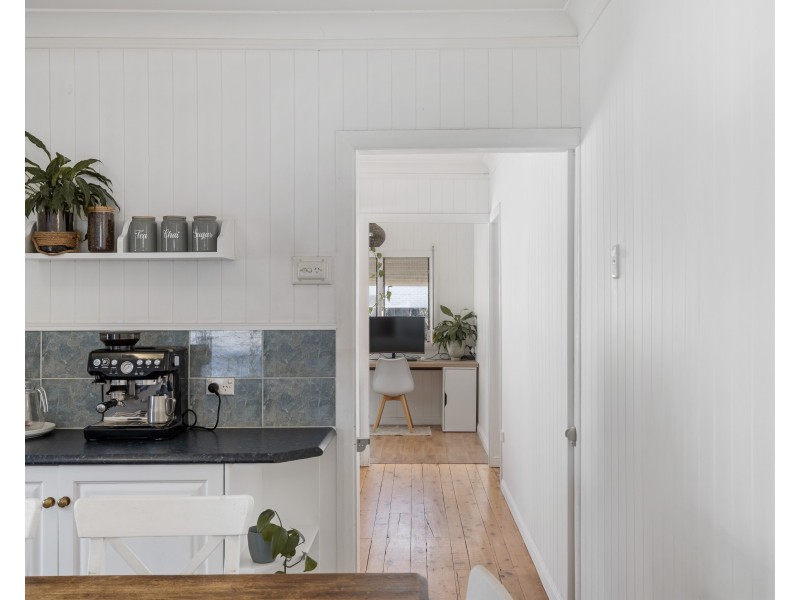 143 Paul Street, Brighton QLD 4017