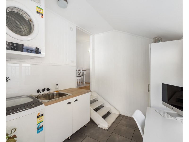 143 Paul Street, Brighton QLD 4017