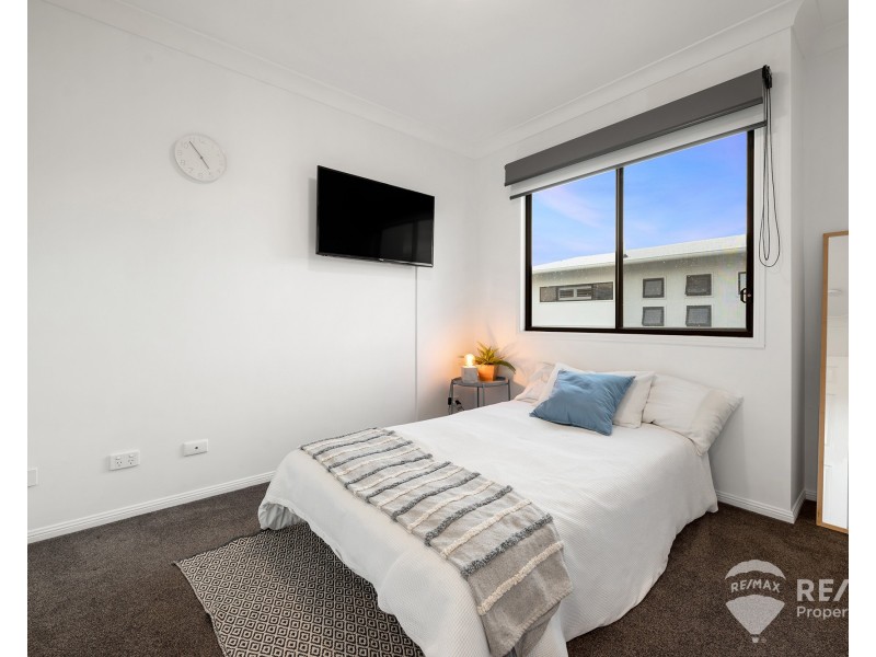 19/15 Twelfth Avenue, Brighton QLD 4017