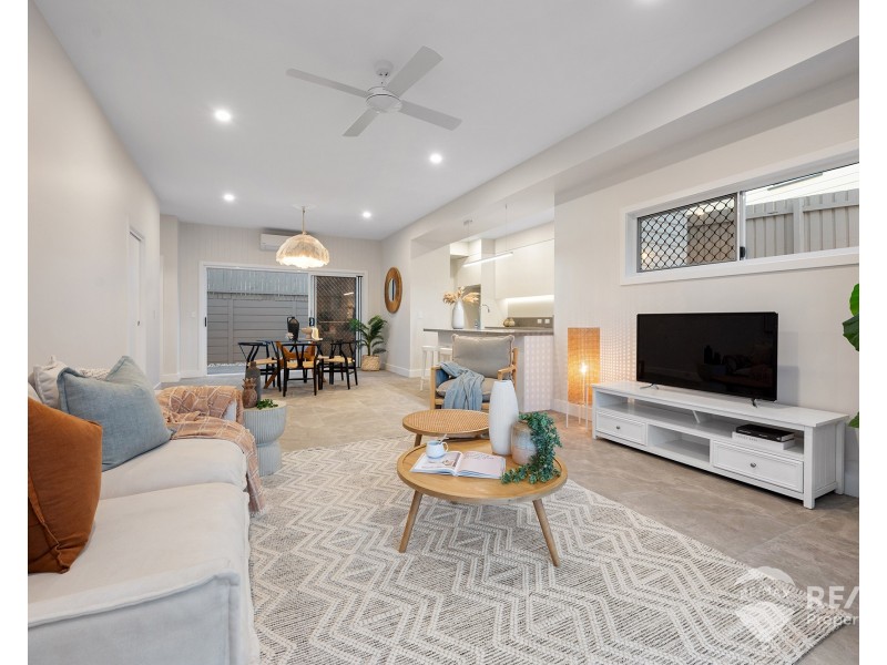 1/216 Rainbow Street, Sandgate QLD 4017