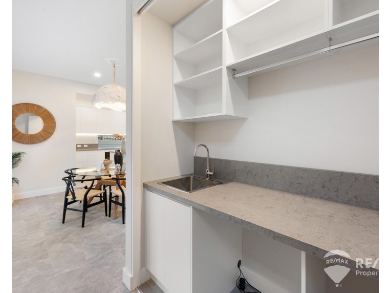 1/216 Rainbow Street, Sandgate QLD 4017