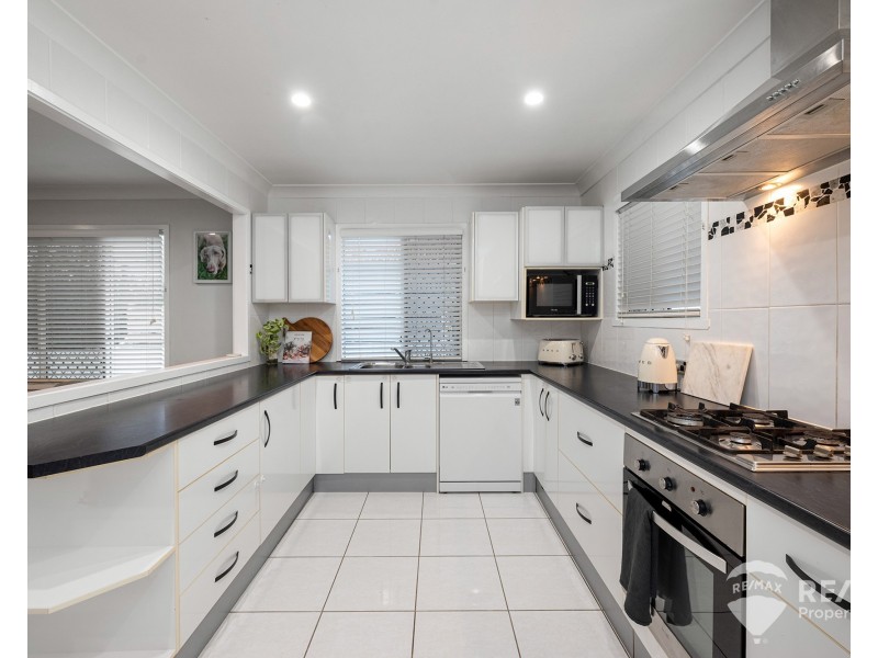 15 Lyonors Street, Bracken Ridge QLD 4017