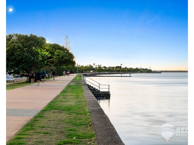 426 Flinders Parade, Brighton QLD 4017