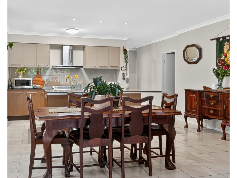 54 Denham Crescent, North Lakes QLD 4509