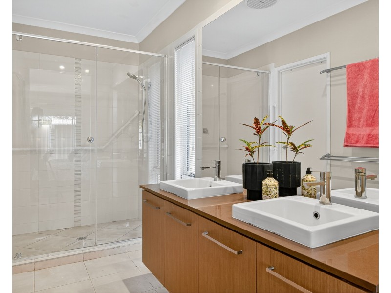54 Denham Crescent, North Lakes QLD 4509