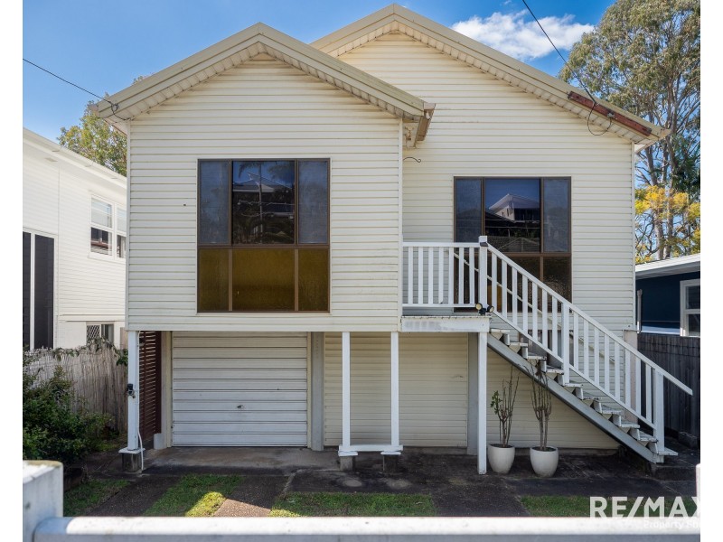 52 Griffith Street, Sandgate QLD 4017