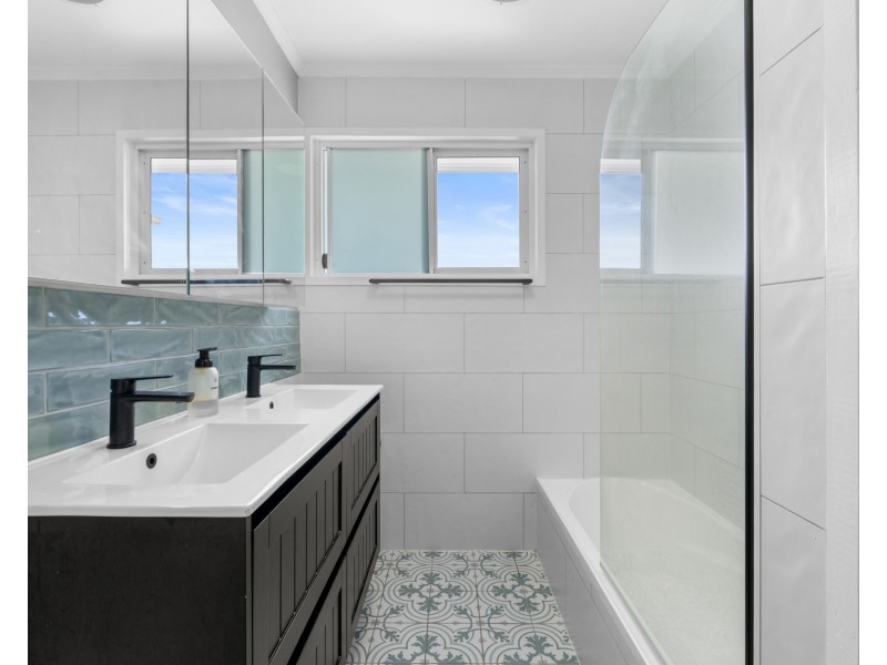 14 Lyonors Street, Bracken Ridge QLD 4017