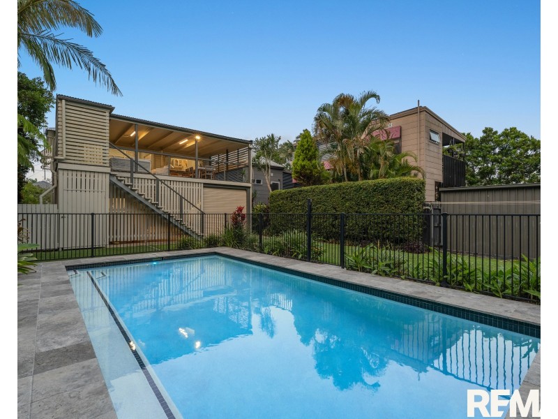 28 Kate Street, Shorncliffe QLD 4017