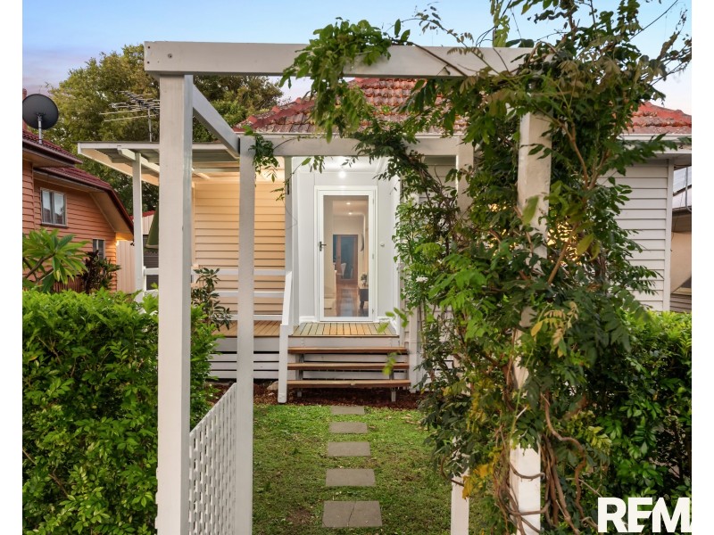 14 Bayview Road, Brighton QLD 4017