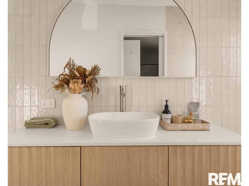 1 Twenty-First Avenue, Brighton QLD 4017