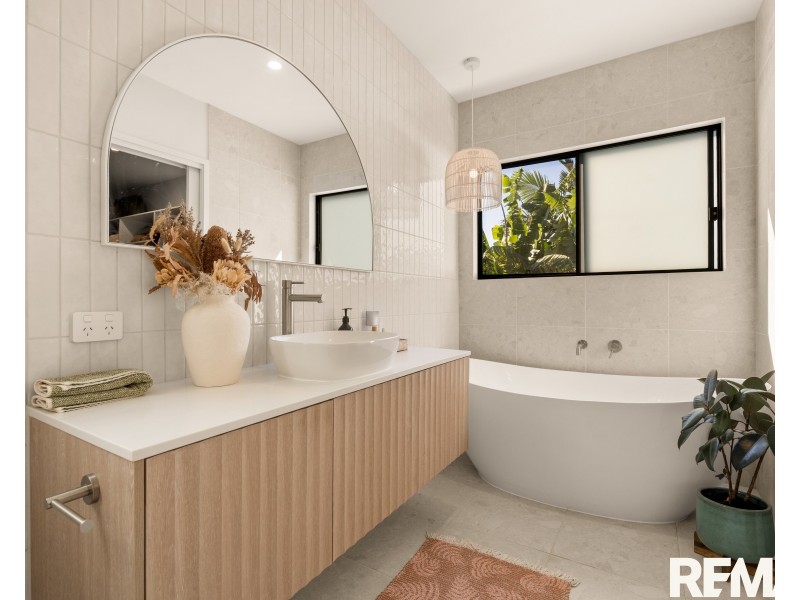 1 Twenty-First Avenue, Brighton QLD 4017