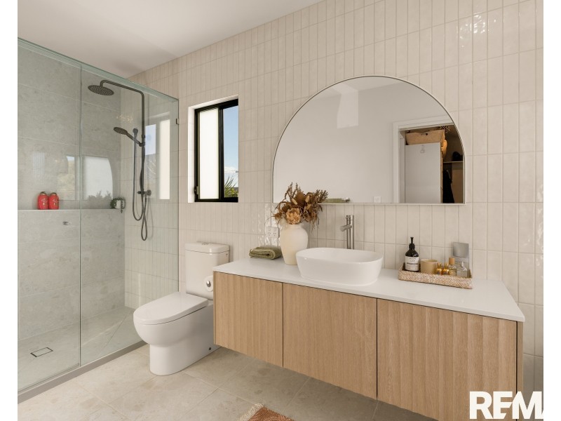 1 Twenty-First Avenue, Brighton QLD 4017