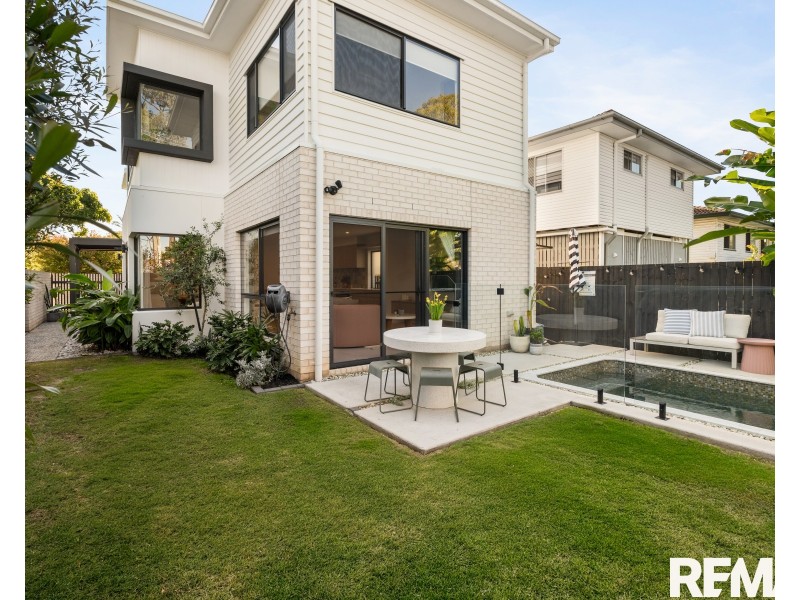 1 Twenty-First Avenue, Brighton QLD 4017