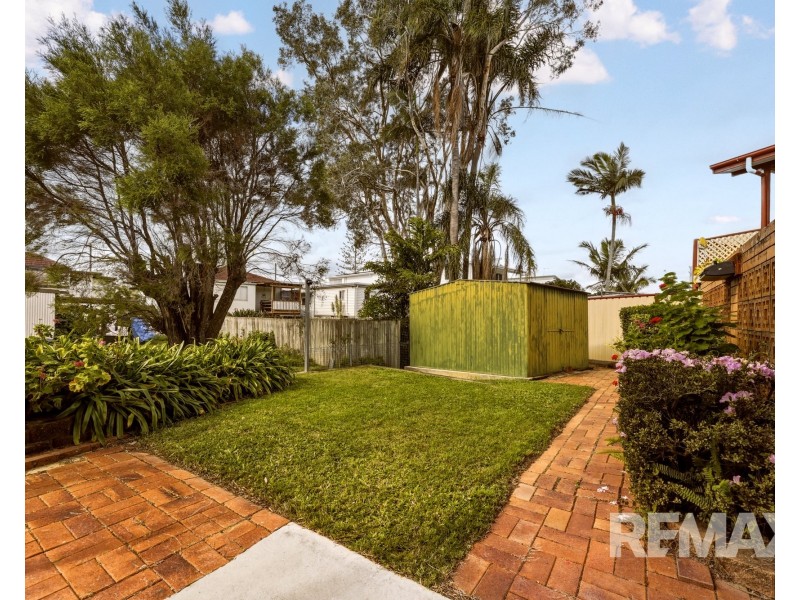 17 Axholme Street, Brighton QLD 4017