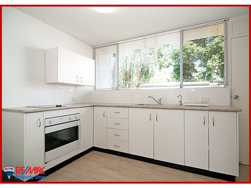 4/31 King Street, Woody Point QLD 4019