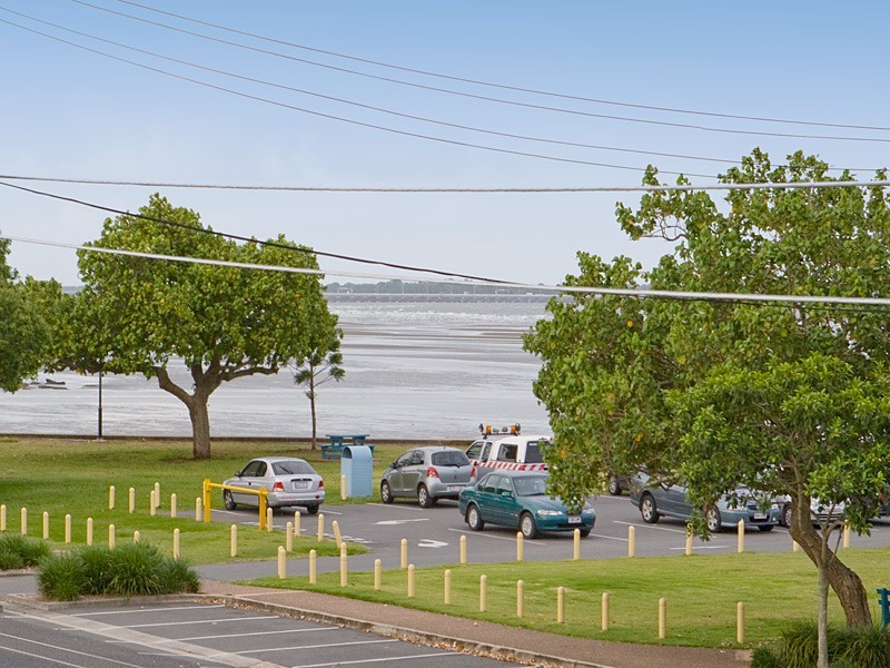 208 Flinders Parade, Sandgate QLD 4017