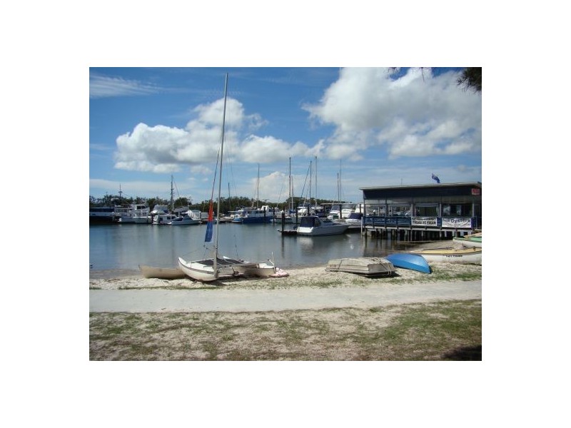 85 Cook Parade, Lemon Tree Passage NSW 2319