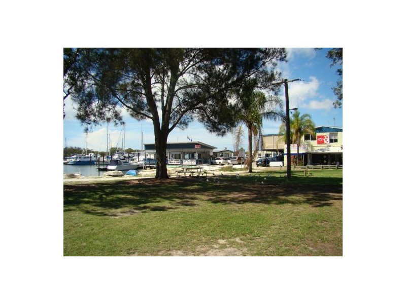 85 Cook Parade, Lemon Tree Passage NSW 2319