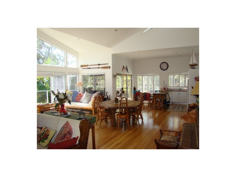 27 Tallean Road, Nelson Bay NSW 2315