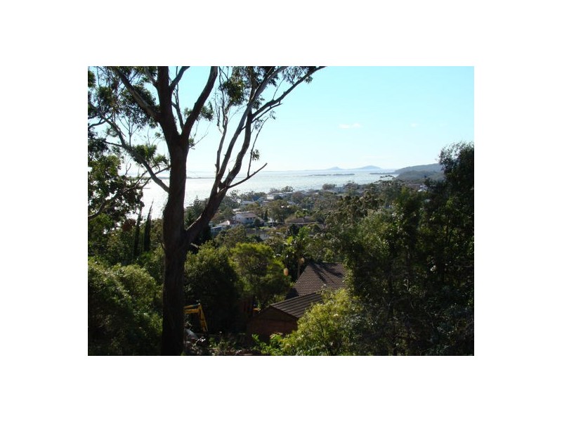 26 Wollomi Avenue, Nelson Bay NSW 2315