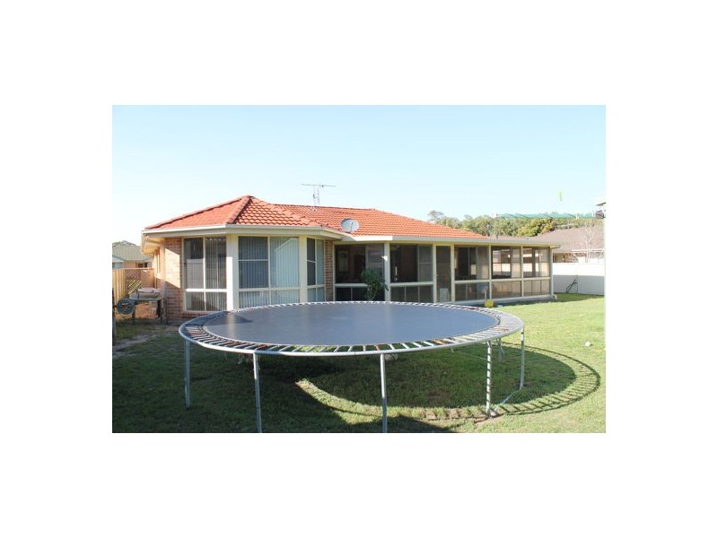 16 Marlin Place, Anna Bay NSW 2316