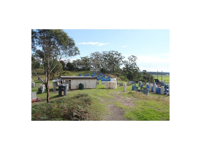 10 Janet Parade, Salt Ash NSW 2318