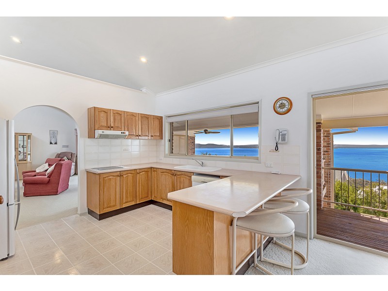25 Canomii Close, Nelson Bay NSW 2315