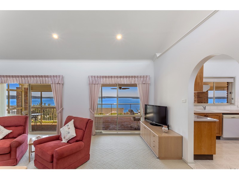 25 Canomii Close, Nelson Bay NSW 2315
