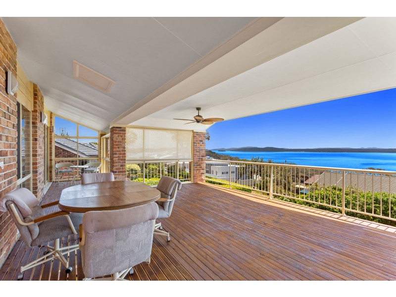 25 Canomii Close, Nelson Bay NSW 2315