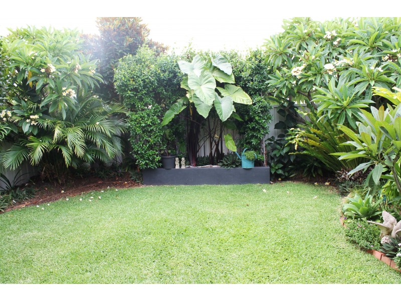 6/7 Reef Close, Fingal Bay NSW 2315